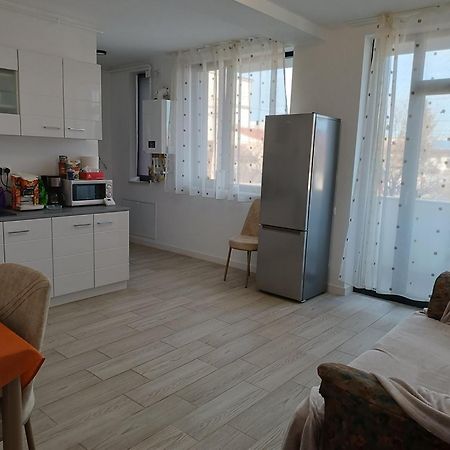 Apartament 2 Camere, Bloc Nou, Langa Promenada Moll, Capacitate 4 Persoane Craiova Exterior foto